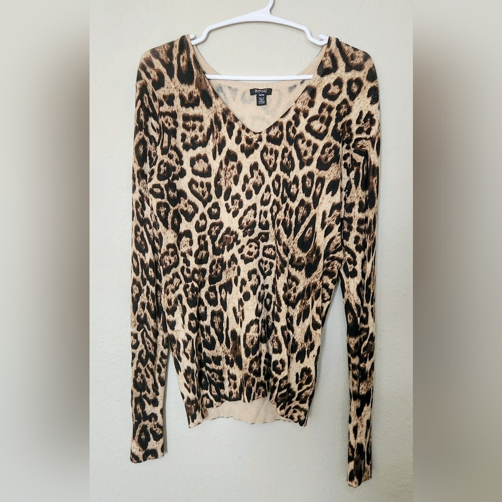 Buffalo David Bitton Leopard Print V-neck Sweater Size Medium